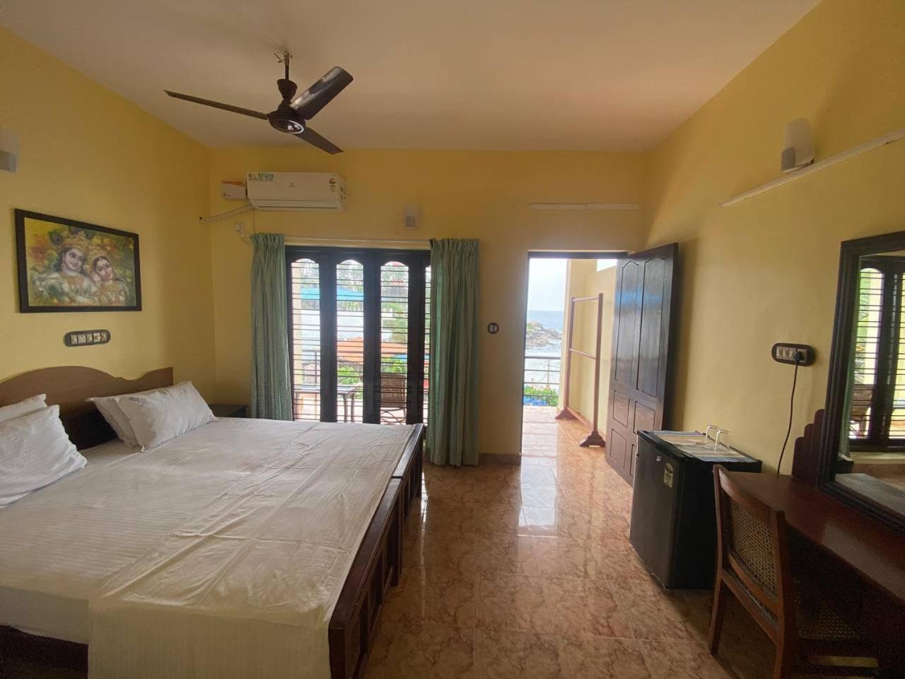 Karma Beach Resort Ковалам Стая снимка